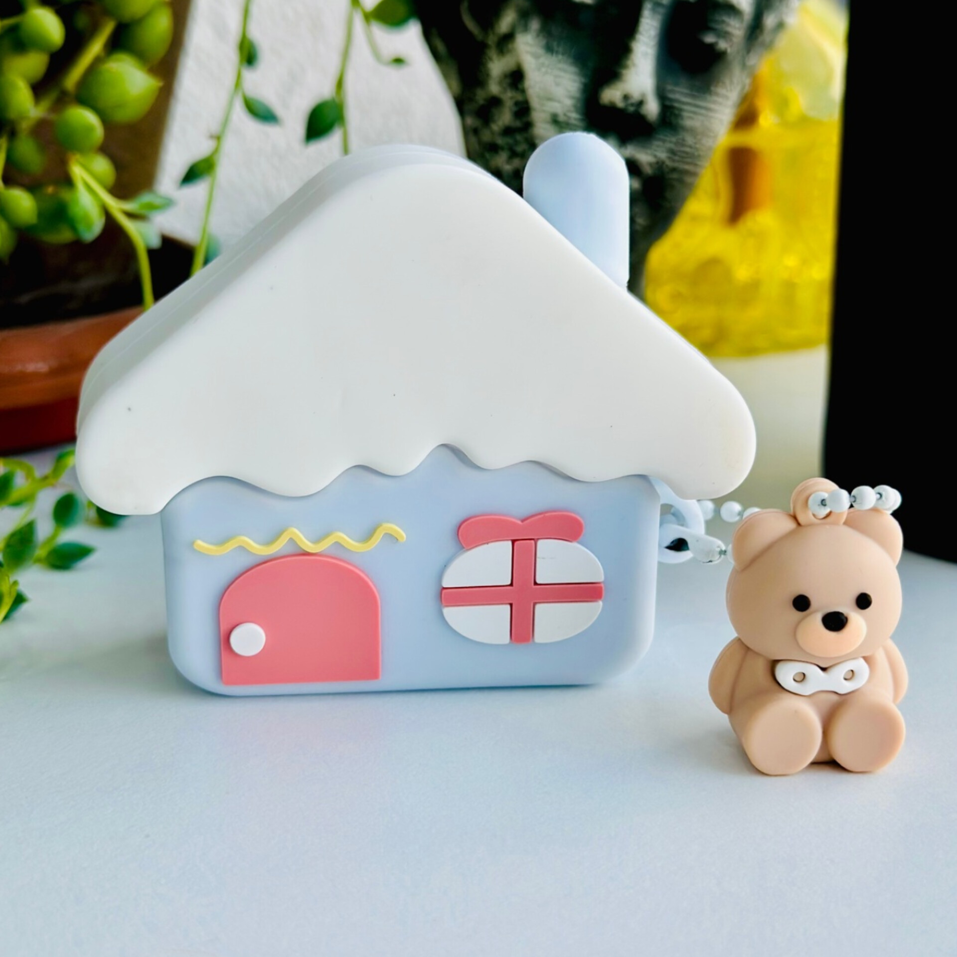 محافظ سیلیکون خانه کیوت ایرپاد پرو۲ airpods pro2